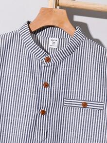 青少年男童休闲条纹领衬衫，用途广泛，适合上学、通勤、日常穿着、运动，春夏皆宜。 - 彩色 - 查看 6