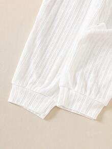 SHEIN 男婴三件套服装，包括三件白色针织长袖连体衣和三条松紧腰裤，适合所有季节，日常穿着，可叠穿，适合3个月至24个月的男婴。 - 白色 - 查看 6