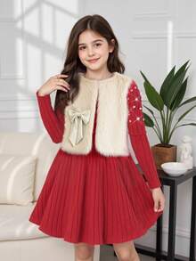 2 件套女童秋冬新款 2025 韩版风格套装，毛绒罗纹红色圆领泡泡袖串珠毛衣裙和长款毛绒开襟羊毛衫搭配蝴蝶结背心，优雅时尚的装扮 - 彩色 - 查看 3