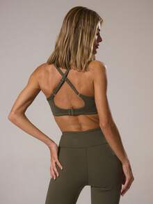 Musera Sport 运动连帽交叉绑带后背修身运动文胸，适合冬季、夏季运动、健身房、休闲、板式网球等运动。 - 軍綠色 - 查看 5