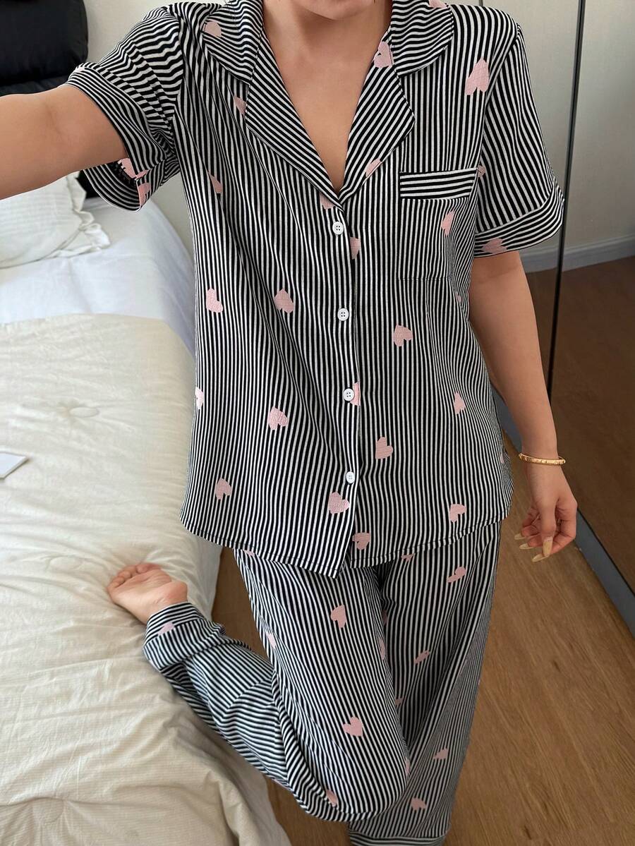 SHEIN 条纹爱心印花翻领短袖裤装女士睡衣套装 - 黑色 - 查看 1