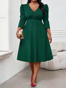 SHEIN Lady CURVE Elegant Party Commuting Wedding Christmas Cocktail Party Valentine's Day Concert/Music Festival Green Knitted Overlap Collar Flared Leg-Of-Mutton Sleeve Midi Three Quarter Length Sleeve Plus Size Green Dresses Spring Outfit Women Casual Dresses For Women - Dark Green - View 6