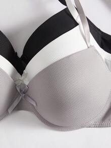 DesireSculpt 3pcs/Set Women's Simple Underwire Bra, Supportive Casual Bra Push Up Bra Lingerie Set No Wire Bra Set Bras Cute Bra Tops Push Up Bra Set