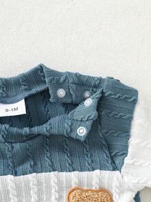 SHEIN 新生男宝宝针织提花三色拼接泰迪熊刺绣长袖衬衫搭配浅蓝色裤子两件套，秋季新款时尚，个性百搭，休闲简约，适合户外摄影 - 藍色 - 查看 3