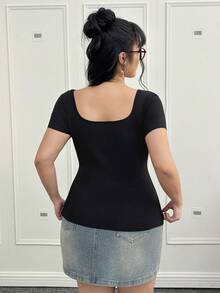 CovetEZ Plus Solid Square Neck Short Sleeve Tee - Black - View 2