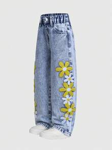 SHEIN 女童时尚贴袋雏菊刺绣阔腿宽松牛仔裤，适合早午餐穿着；女童Y2K复古深灰色水洗3D卡其色雪花牛仔裤，适合学校、校园、秋冬季节穿着；时尚童裤；复古水洗牛仔裤，适合女孩穿着；时尚雪花水洗做旧刺绣喇叭裤；向日葵女童时尚休闲爱心刺绣宽松直筒牛仔裤 - 淺色水洗藍 - 查看 2