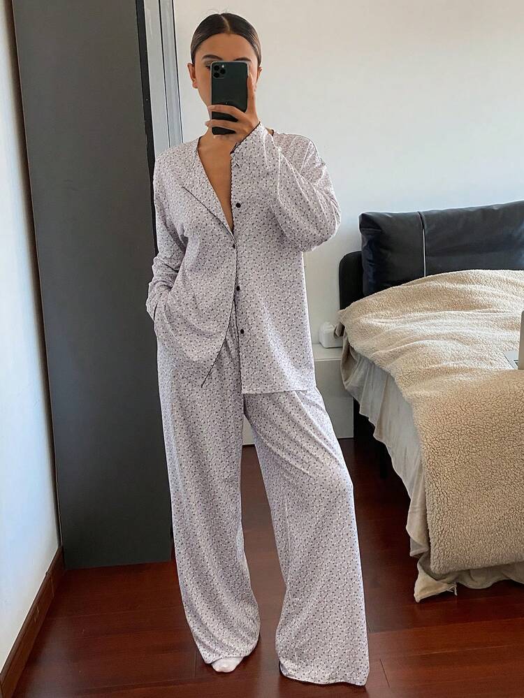 Floral Contrast Color Curved Embroidered Trim Loose Women Pajama Set