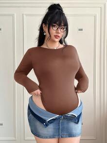 SHEIN EZwear 大码纯色圆领常规肩部长袖连体衣，适合秋冬季、圣诞节、新年、感恩节、派对、婚礼、海滩、毕业典礼等场合，时尚优雅，休闲百搭，适合外出、约会、预约、通勤等各种场合。 - 棕色 - 查看 1