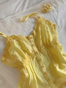 Comfortcana 女士优雅纯色蕾丝边前开襟纽扣衬衫，夏季黄色上衣，度假休闲风，Y2K风格，春夏情人节嘉年华海滩生日派对婚礼外出黄色吊带背心 - 淡黃色 - 查看 7