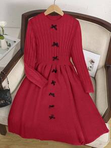 SHEIN 少女优雅圆领修身针织中长连衣裙，正面饰有撞色蝴蝶结，适合冬季穿着；纯红色长袖针织连衣裙 - 紅色 - 查看 4