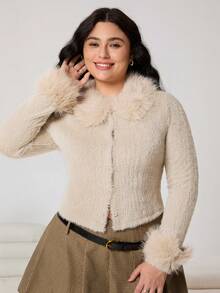 Solflare 2025 Nouvelle tenue de sortie décontractée pour l'automne/hiver, convient pour le quotidien, les fêtes, les trajets, le retour à l'école, les rendez-vous, la maison, les anniversaires et de multiples occasions. Peut être porté comme veste ou en couche. Décoration amovible de col en fourrure, tricot doux, décoration de boutons, couleur blé, manches longues, chaud et confortable, Top pour femmes grande taille