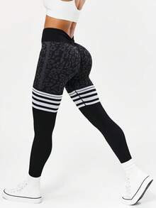 Seamluxe SHEIN Sport 无缝、塑形、收腹、瑜伽、运动、黑白渐变豹纹全长紧身裤 - 黑與白 - 查看 2