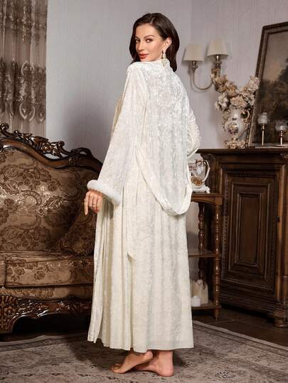 PalaceNights Women Fluwelen Sleepwear Set: Long Sleeve Jacket Faux Fur Cuffs Kanten Maxi Dress view 2