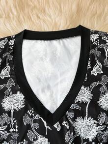 Áo cánh cổ chữ V sâu in hoa thời trang mùa hè cỡ lớn - màu đen - Xem 4