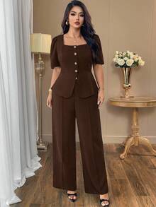 SHEIN Clasi 大码女士优雅通勤复古棕色方领金属纽扣装饰泡泡袖短袖修身衬衫 + 大码女士优雅通勤复古棕色修身直筒裤 - 棕色 - 查看 5