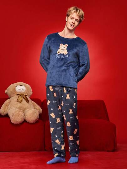 FamilyFrolics Men Plush Bear Geborduurde Allover Print Long Pajama Set, view 4