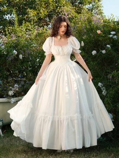 SHEIN MOD 白色长款蕾丝荷叶边维多利亚复古连衣裙、派对礼服、舞会礼服，工艺精湛