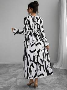 Momance Women's Fashionable Elegant Round Neck Twisted Asymmetric Geometric Print Waist Tie Maternity Long Sleeve Dress, Spring/Autumn - White - View 2