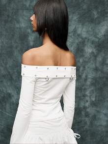 Nöista Off-Shoulder Top With Metal Hardware Detailing, Offering A Bold Alternative-Inspired Design Suitable For Women's Spring Break Outfits Outfits; A Striking Piece That Works For Casual Business Looks, Modern Formal Styling, Elevated Everyday Wear, Festive Birthday Outfits For Women Clothes Dressing And Refined Valentine's Day. - White - View 7