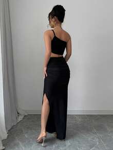 Selianne Mermaid-Inspired One-Shoulder Ruched Waist Dress - Black - View 2
