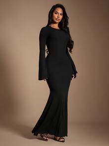 Radiana 女士优雅休闲黑色喇叭长袖鱼尾连衣裙，修身简约时尚基本款连衣裙 - 黑色 - 查看 4