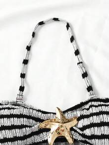 SHEIN 少女休闲度假黑色连体泳衣，可拆卸肩带，镂空海星装饰，褶皱设计，夏季沙滩 - 黑與白 - 查看 3