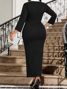 Fleurora Vestido ajustado con envolvente, botones y abertura, de estilo minimalista y talla grande - Blanco y Negro - Ver 2