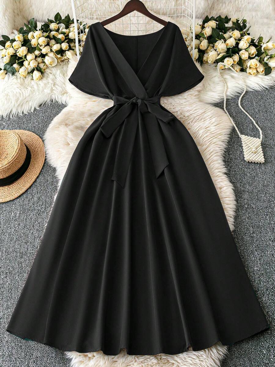 DreamSkyne Đầm dài tay ngắn cổ chữ V màu trơn thanh lịch cỡ lớn dành cho nữ - màu đen - Xem 1