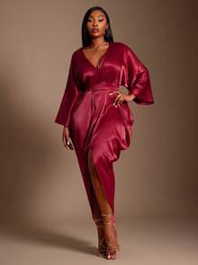 SHEIN SXY Plus Size Solid Color Deep V-Neck High Slit Sexy Dress - Red - View 4