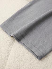 GlowEve CURVE Quần ống đứng cạp tương phản cỡ lớn cho nữ - Màu Xám nhạt - Xem 4