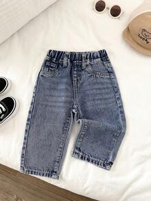 SHEIN Baby/Toddler Boys' Casual Soft Cute Blue Denim Cat Whiskers Loose Fit Baggy Jeans Fall Winter,Baby Basic Style Denim Pants,For Baby Dailywear Fall/Winter Clothes Outfits And Back To School Clothes,Boys Streetwear Outfits,Boy Christmas Outfits,Boys New Year Outfit,Stylish Clothing Collection,Winter Jeans,Toddler Jeans,Warm Jeans,2-Year-Old Boys Denim Jeans,Boys Casual Outfits,Graphic Jeans Boys,2000s Graphic Jeans - Medium Wash - View 8