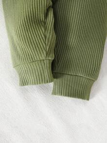 SHEIN 新生男宝宝白色条纹卡通恐龙图案拼接绿色口袋短袖上衣配绿色裤子两件套可爱休闲运动时尚新品 - 綠色 - 查看 7