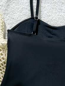 少女两件式荷叶边吊带泳衣套装，黑色，细肩带露脐上衣搭配低腰泳裤，时尚优雅，适合游泳、度假和夏季穿着。 - 黑色 - 查看 4