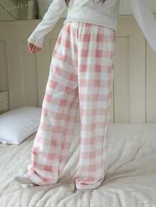 DAZY Tween Girl Plaid Pattern Elastic Waist Fluffy Wide Leg Pajama Pants, Autumn/Winter - Pink - View 5