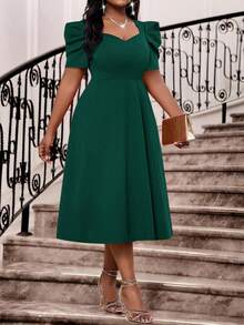 SHEIN Lady 春夏优雅通勤/办公室/派对/婚礼/鸡尾酒会/音乐会/音乐节红色针织甜心领喇叭袖羊腿袖中长短袖大码连衣裙/生日/活动礼服/婚纱/节日礼服/夏季女装/夏季连衣裙/婚礼宾客礼服/女士生日装/生日派对服装/女士节日服装/女士音乐会服装/女士邮轮服装 - 墨綠色 - 查看 4