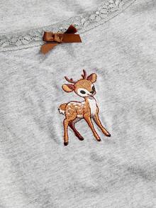 ROMWE J-Fashion 可爱小鹿刺绣蕾丝上衣搭配小鹿印花喇叭裤，秋冬装扮 - 淺灰色 - 查看 3