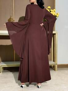 Modelyn Gaun Pesta Elegan Wanita dengan Hiasan Renda dan Lengan Mengembang - Coklat - View 3