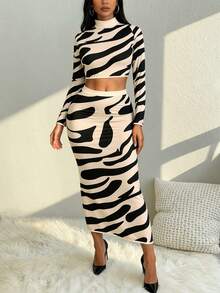 Zolique Bộ 2 chiếc áo len dệt kim crop top & váy in hình động vật thời trang dành cho nữ - Nhiều màu - Xem 3