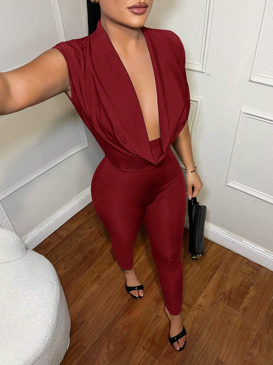 SHEIN SXY 性感纯色无袖深V露背连体裤 - 酒紅色 - 查看 1
