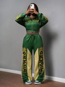 Slaydiva 2025 Höst- och vinternytt Street Casual Loose Fit Grön Mönstertryck Beskuren Långärmad Kofta Sweatshirt + Hög Midja Vida Byxor Dam Tvådelat Set, Lämpligt För Dagliga Utflykter, Vännersammankomster, Halloween, Fest Streetmode, Brunchkläder, Höst- och Vinter Varmt Set, Jul - Grön - Visa 4