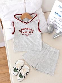 SHEIN 0-3岁休闲字母印花连帽短袖T恤和松紧腰短裤套装，适合所有季节，上学、居家、户外叠穿，适合3-24个月的男婴。