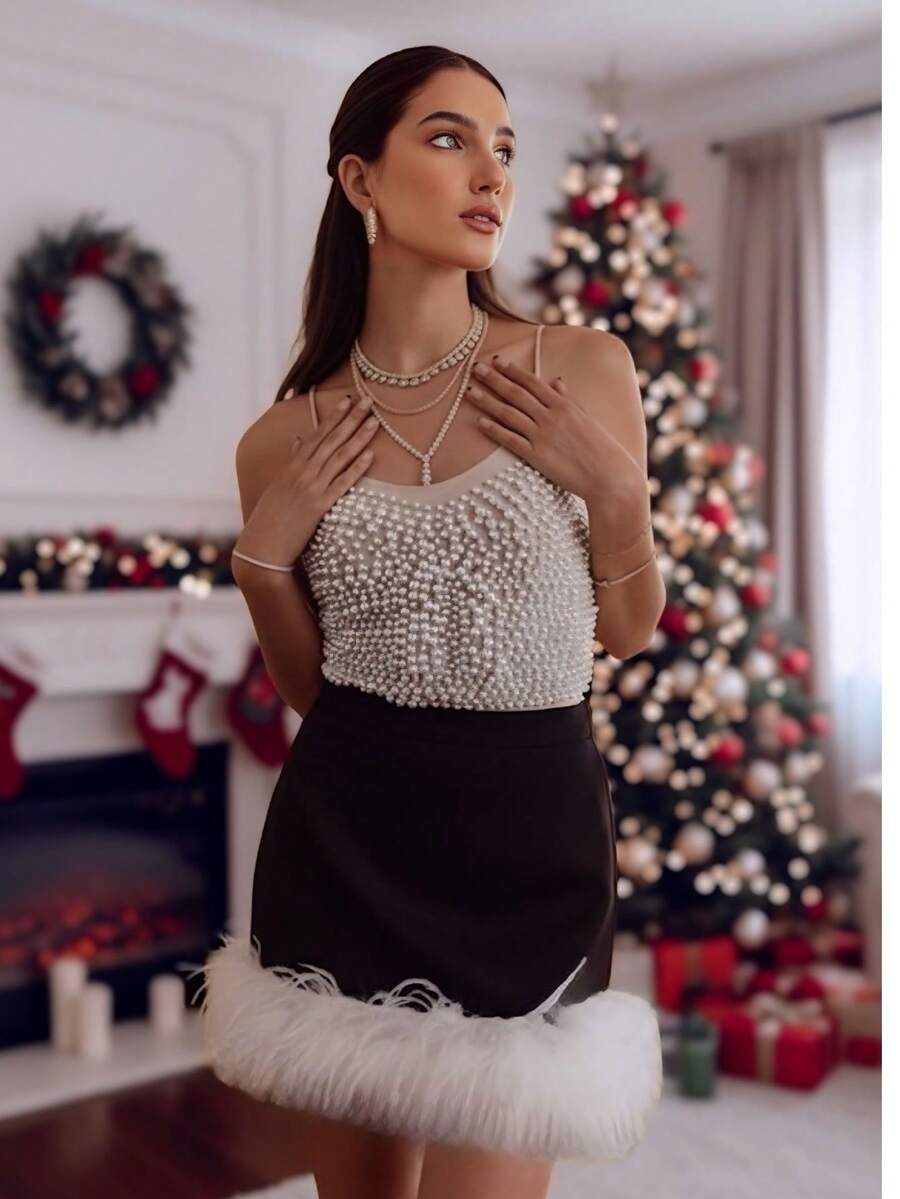 Falda Chic Para Fiesta Navideña Ajustable Corta con ribete de peluche - negro - Ver 1