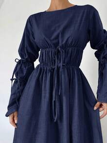 Siren Gaze 秋季新款褶皱抽绳超长喇叭袖A字连衣裙，自然色，舒适宽松休闲秋冬长款女装 - 藍色 - 查看 3