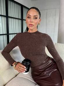 Lavishia 女士休闲纯色修身长袖针织T恤，秋季棕色长袖上衣 - 咖啡棕 - 查看 5