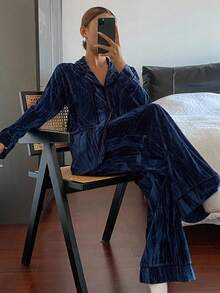 DAZY 2pcs Women Velvet Texture Glossy Loose Long Sleeve Pajama Set - Navy Blue - View 5