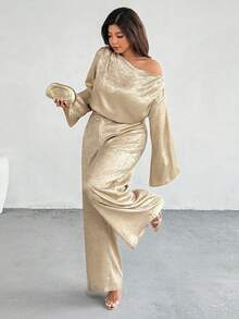 Firerie Damen Große Größen Set aus asymmetrischer Schulter Loose Metallic Weite Ärmel Bluse und Elastischer Taille Weite Bein Hose, geeignet für Dates, Partys, Pendeln, Konzerte, Abschlussfeier, Lehreroutfit, formelle Anlässe - Gold - Übersicht 1