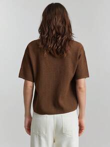 Ontre 2026春夏新款都市时尚风，简约舒适，咖啡色，镂空设计，宽松版型，女士针织上衣，四季皆宜，适合返校季、商务休闲、通勤等场合，也可作为女士婚礼宾客图案T恤 - 咖啡棕 - 查看 3