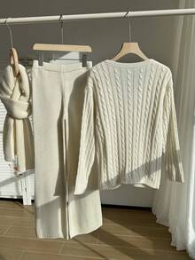 SHEIN Girls Cream White Star Jacquard Knit Clothes Set,Autumn Casual V-Neck Cardigan & Sweatpants,Back-To-School Holiday Tween Matching Sweater Suit,Winter - Apricot - View 2