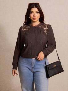 Elaquor تي شيرت نسائية أنيقة بأكمام طويلة وتطريز دانتيل بتصميم متباين للمقاسات الكبيرة - قهوة بني - مشاهدة 5