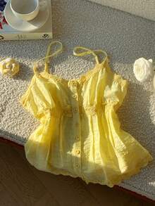 Comfortcana 女士优雅纯色蕾丝边前开襟纽扣衬衫，夏季黄色上衣，度假休闲风，Y2K风格，春夏情人节嘉年华海滩生日派对婚礼外出黄色吊带背心 - 淡黃色 - 查看 4